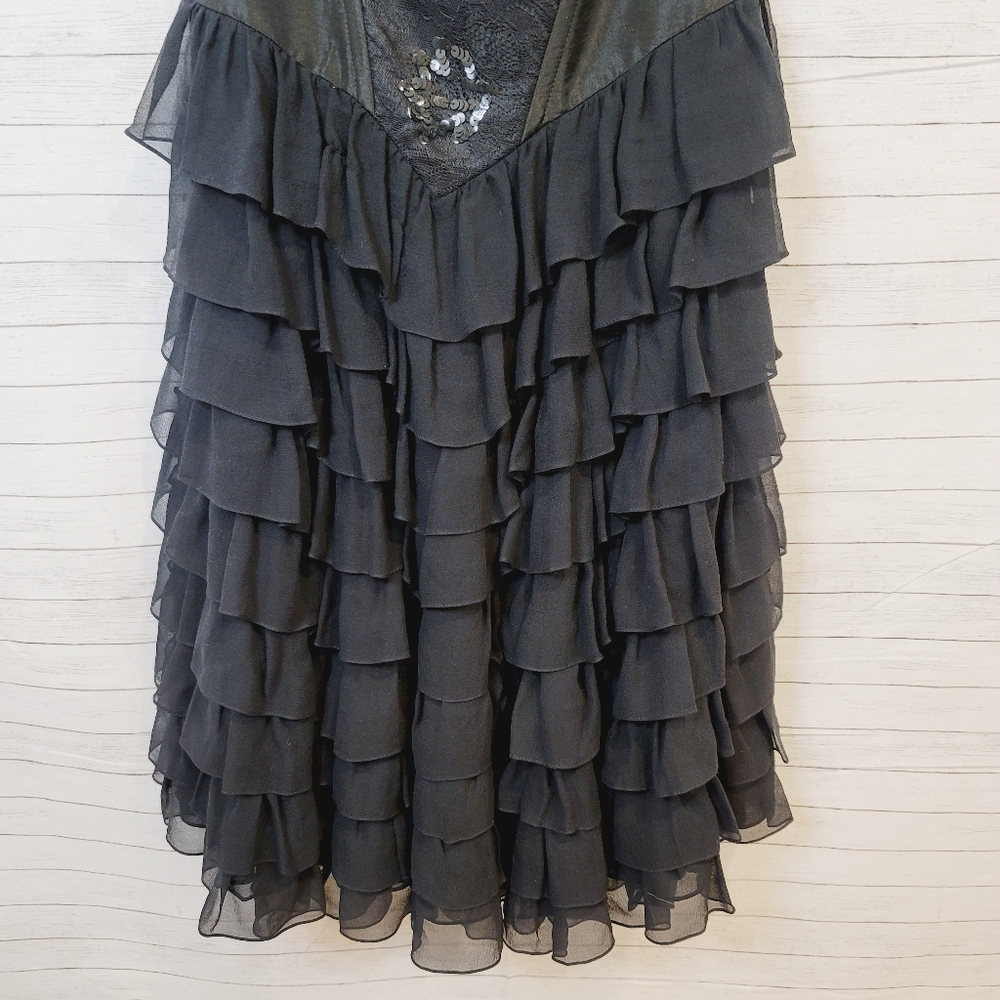 BETSEY JOHNSON DRESS - Picture 4 of 12